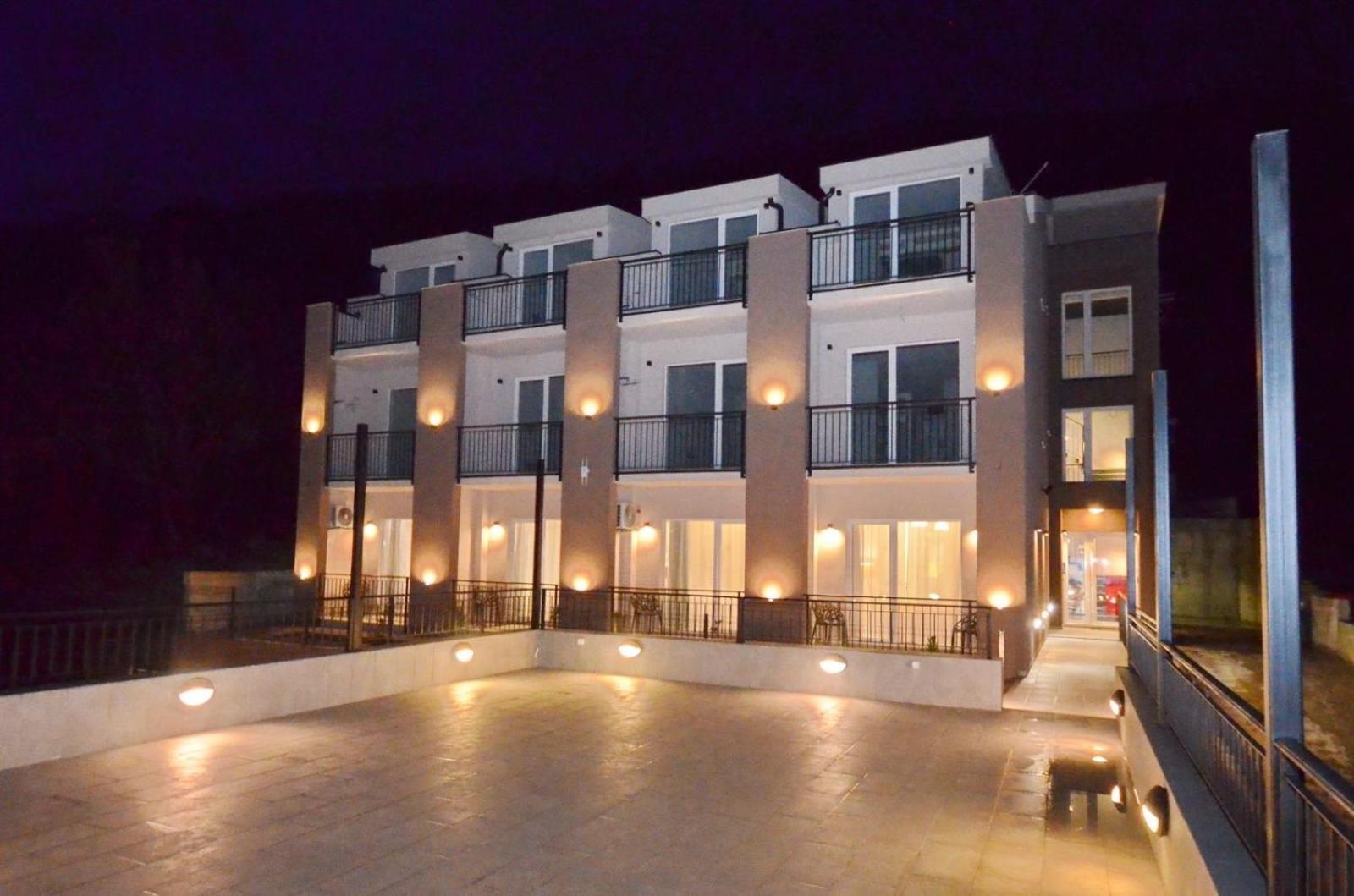 Residence Spa Apartments Dub Kotor Kültér fotó